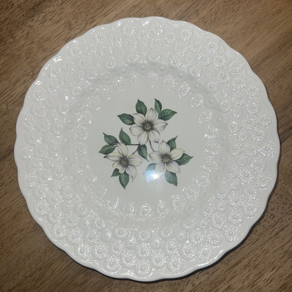Spode Canadian‎ Provincial Flowers Dogwood 9" Luncheon Plate NC State Flower